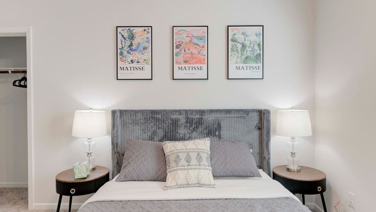 Photo of Bedroom in Troy