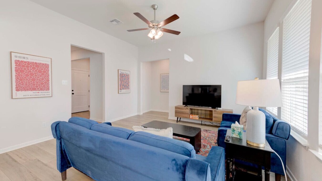 Photo of Livingroom in Troy