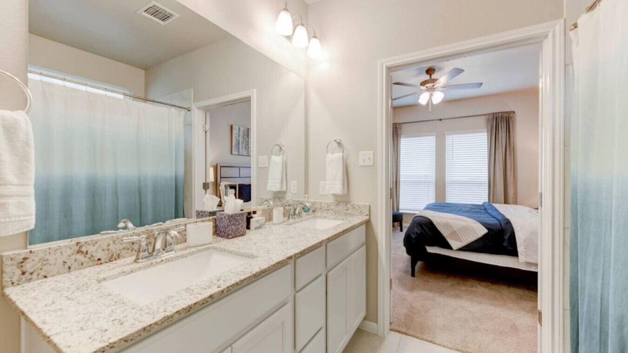 Photo of Bathroom in Troy