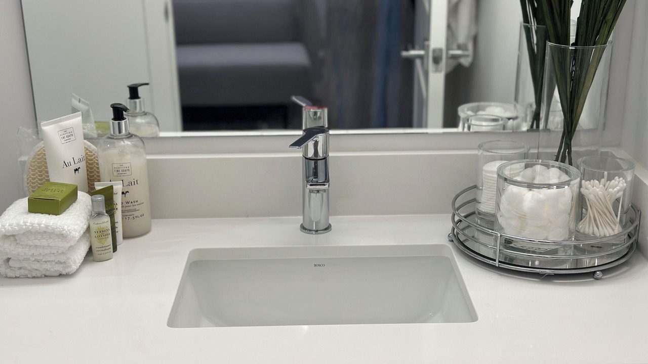 Photo of Bathroom in Niagara Falls