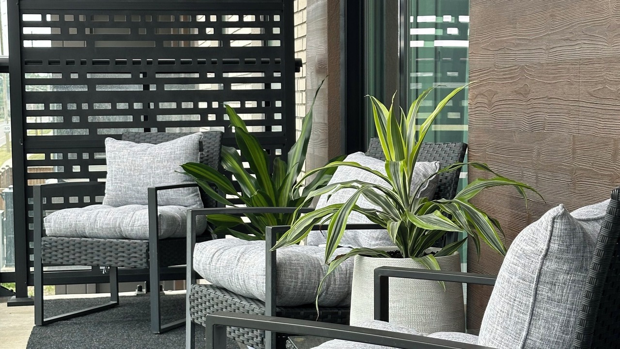 Photo of Patio Balcony in Niagara Falls
