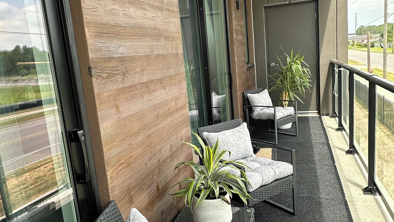 Photo of Patio Balcony in Niagara Falls