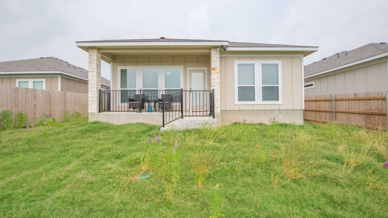 Photo of Outdoor in Manor