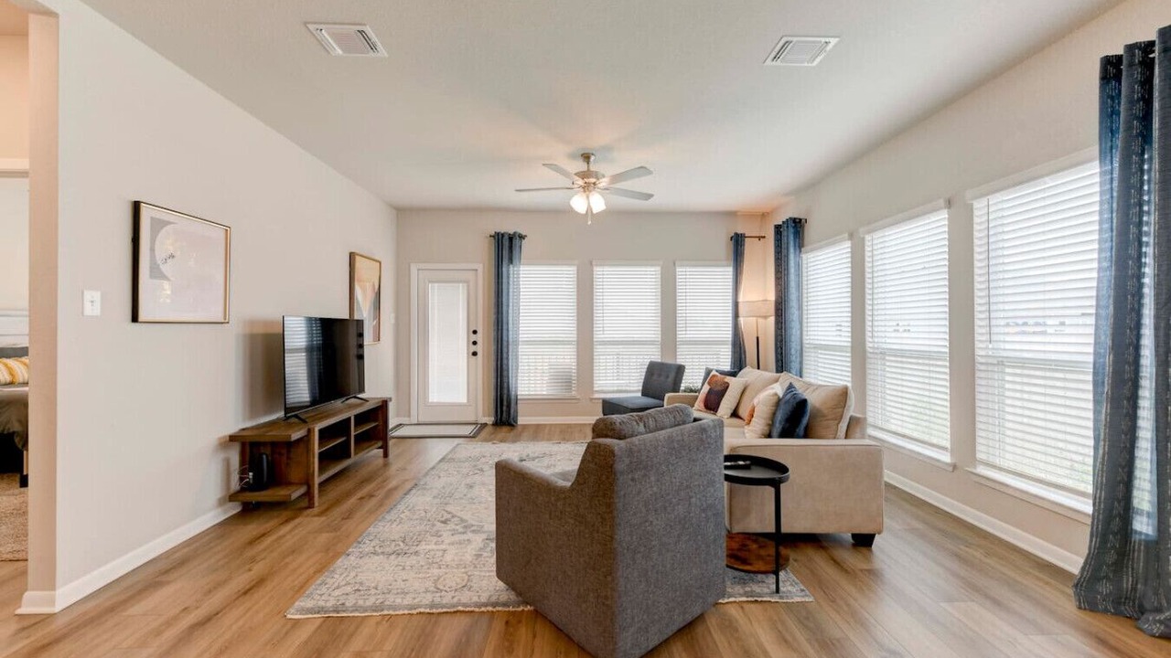 Photo of Livingroom in Manor