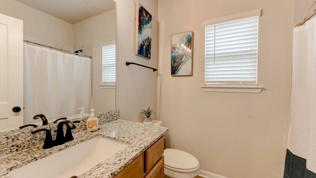 Photo of Bathroom in Manor