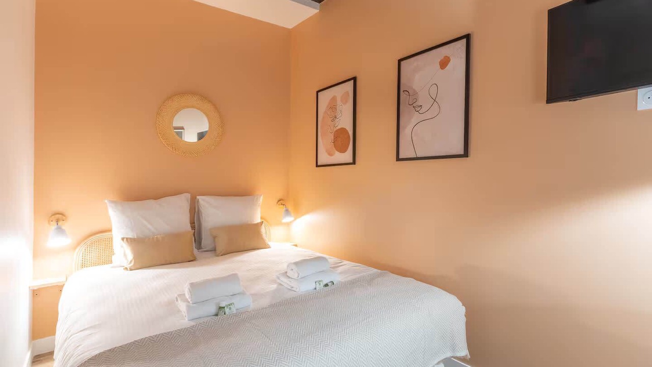 Photo of Bedroom in Porte-Saint-Martin