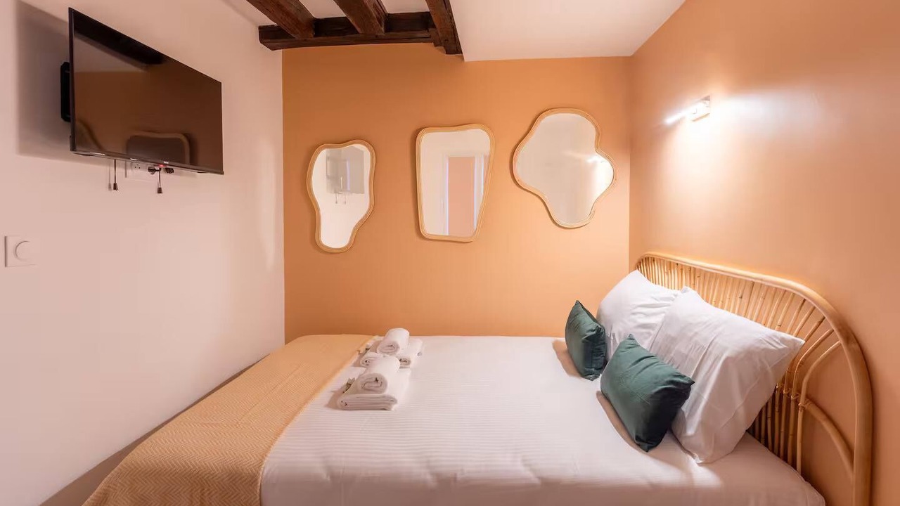 Photo of Bedroom in Porte-Saint-Martin