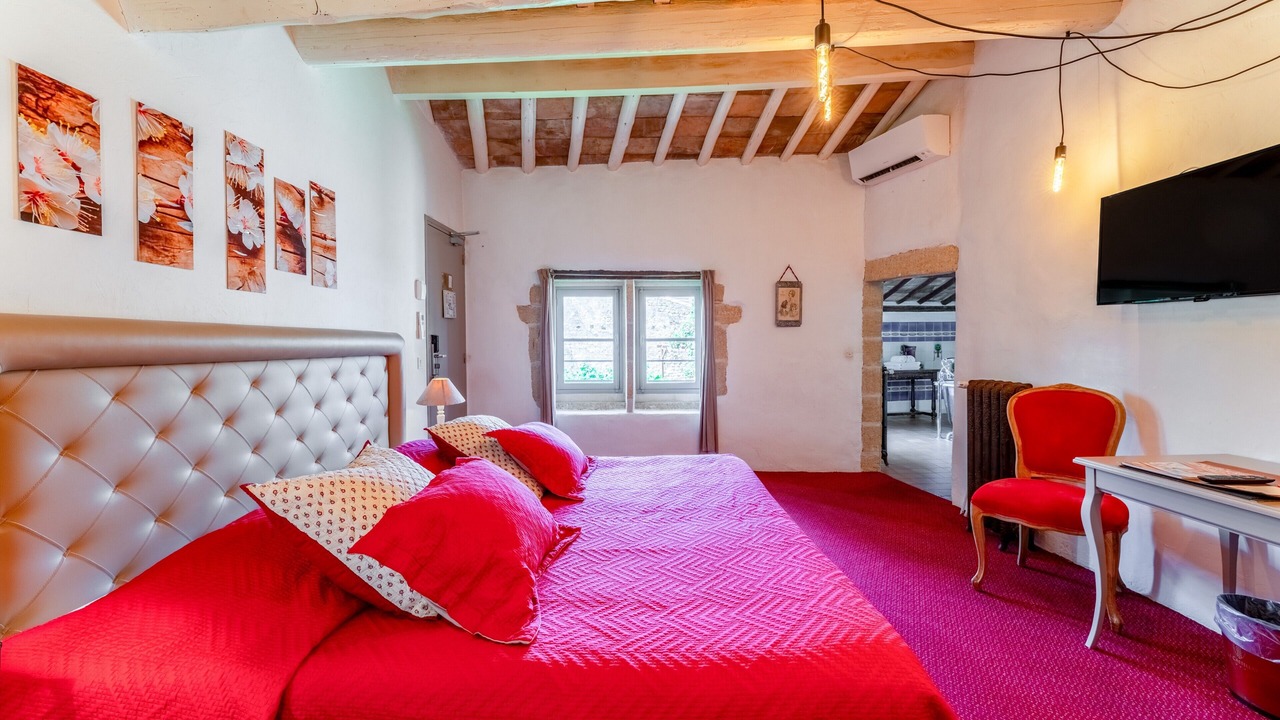 Photo of Bedroom in Collias