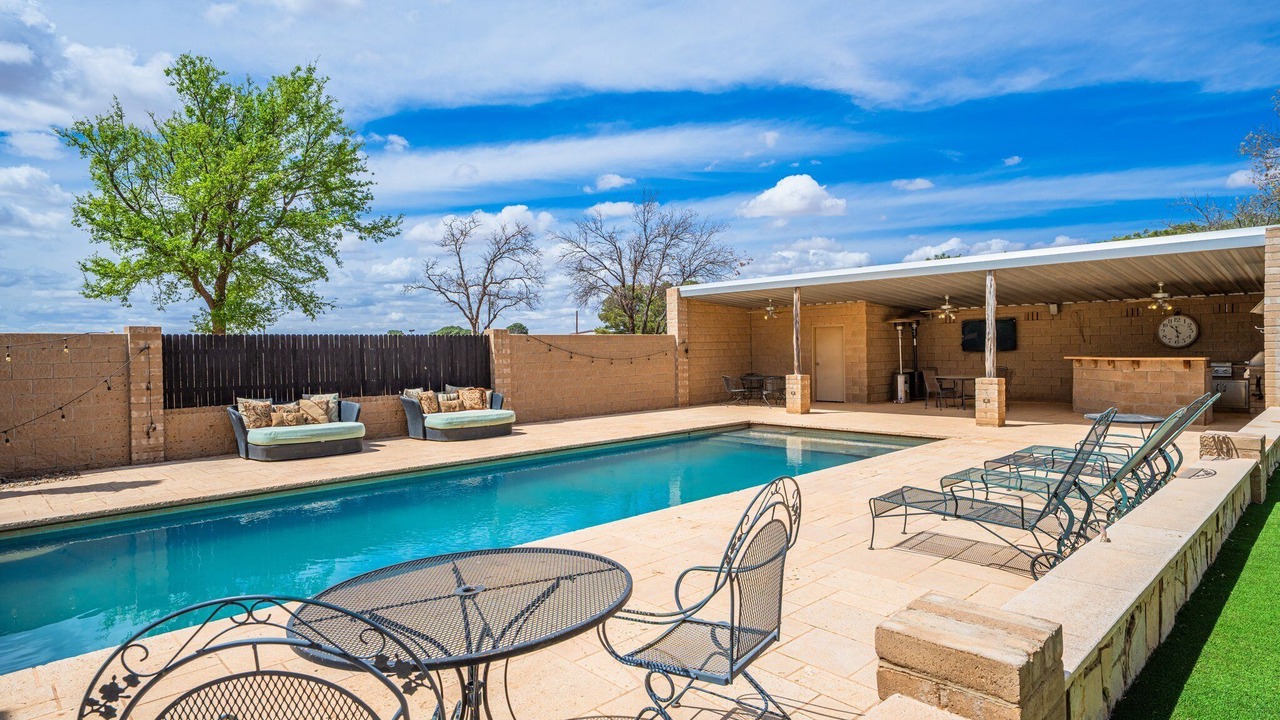 Photo of Outdoor in Midland