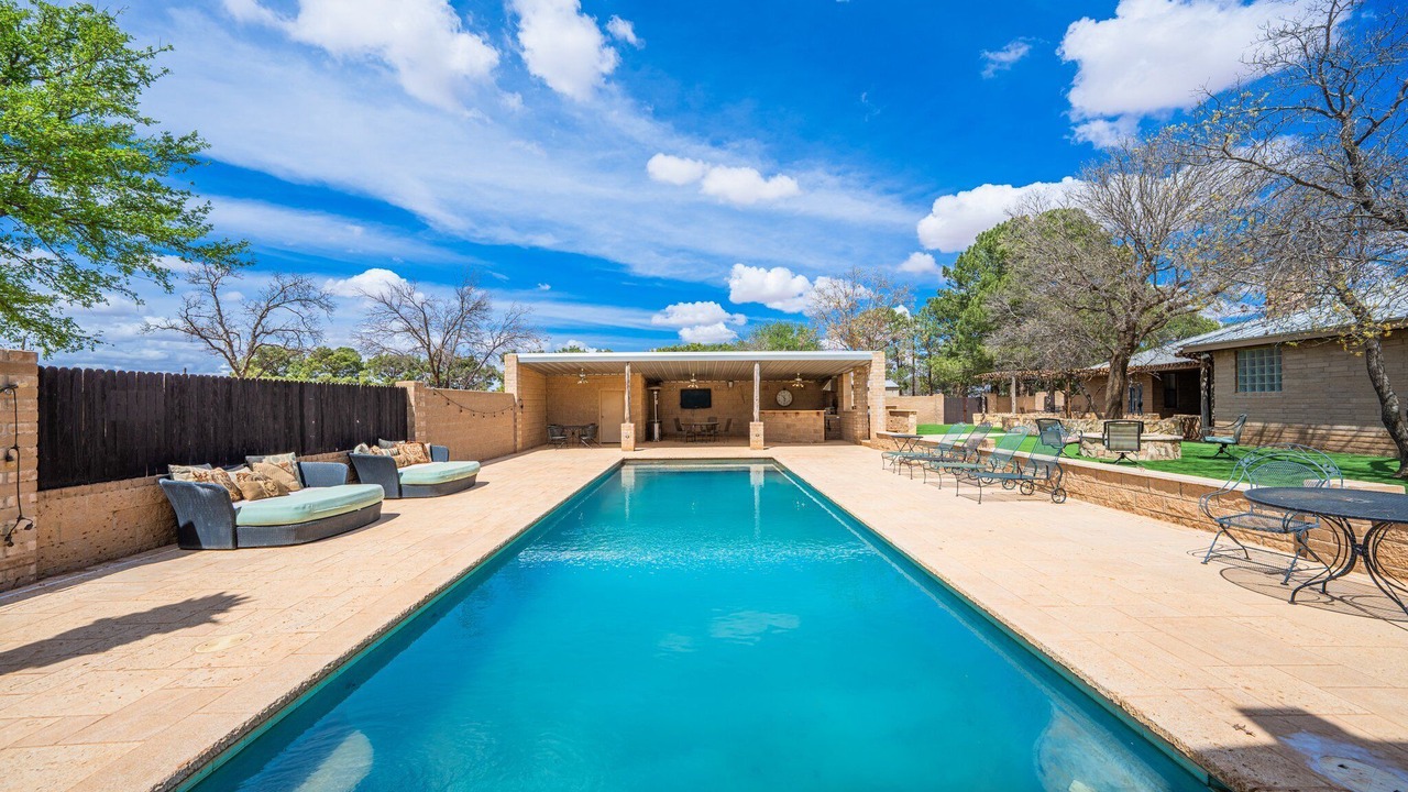 Photo of Outdoor in Midland