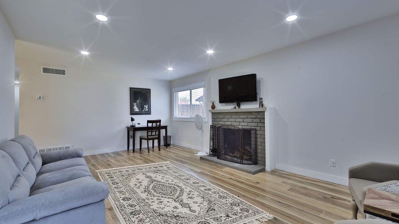Photo of Livingroom in Rancho Cordova