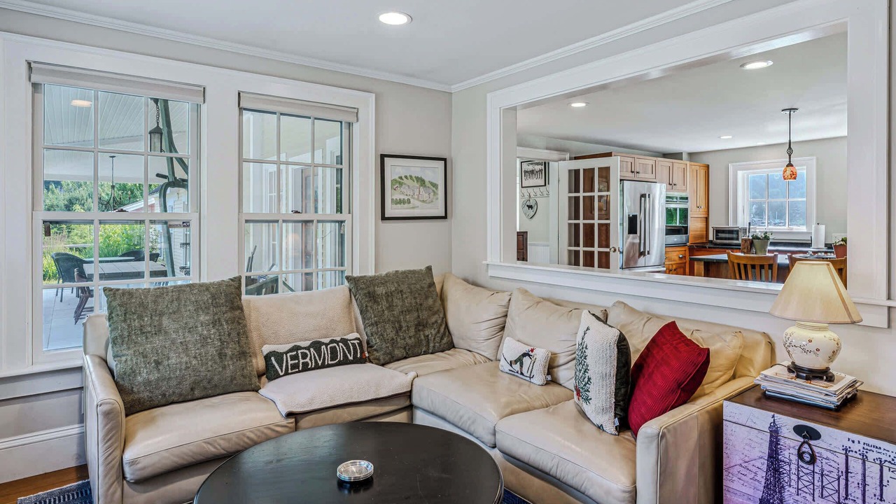 Photo of Livingroom in South Pomfret