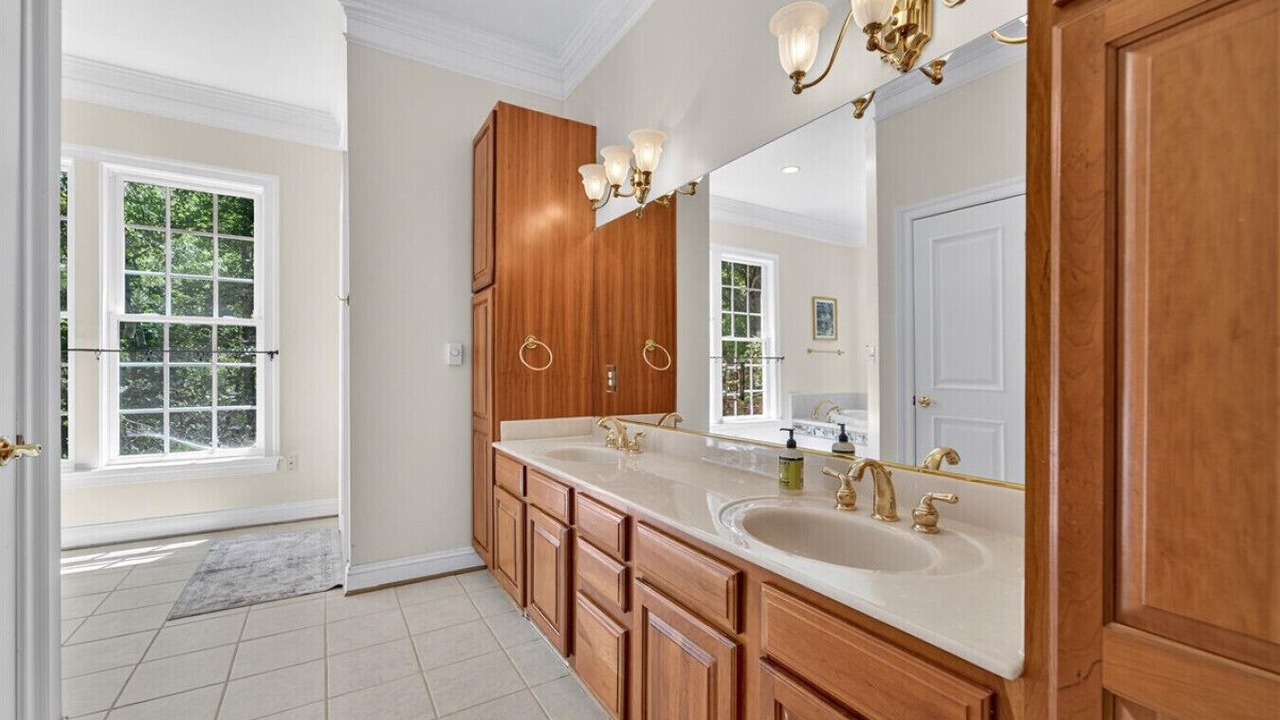 Photo of Bathroom in Catalpa