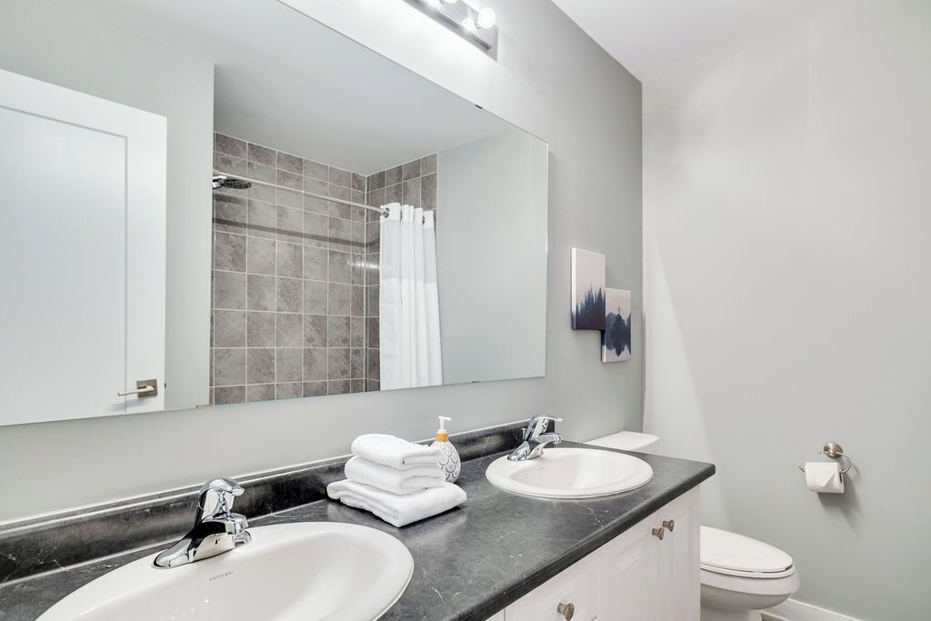Photo of Bathroom in The Blue Mountains
