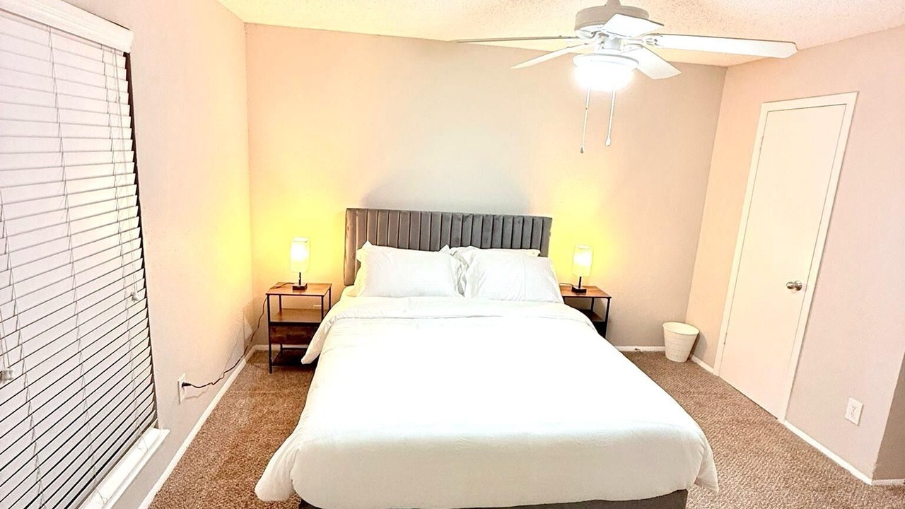Photo of Bedroom in Addison