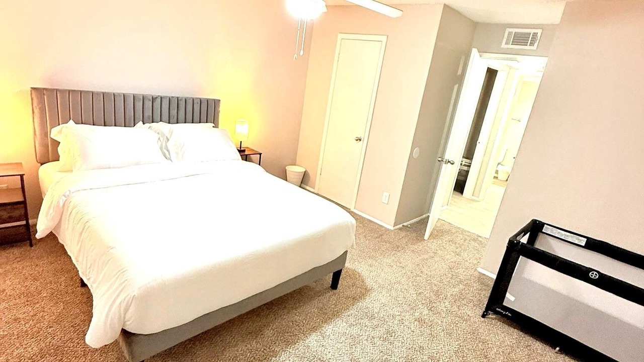 Photo of Bedroom in Addison