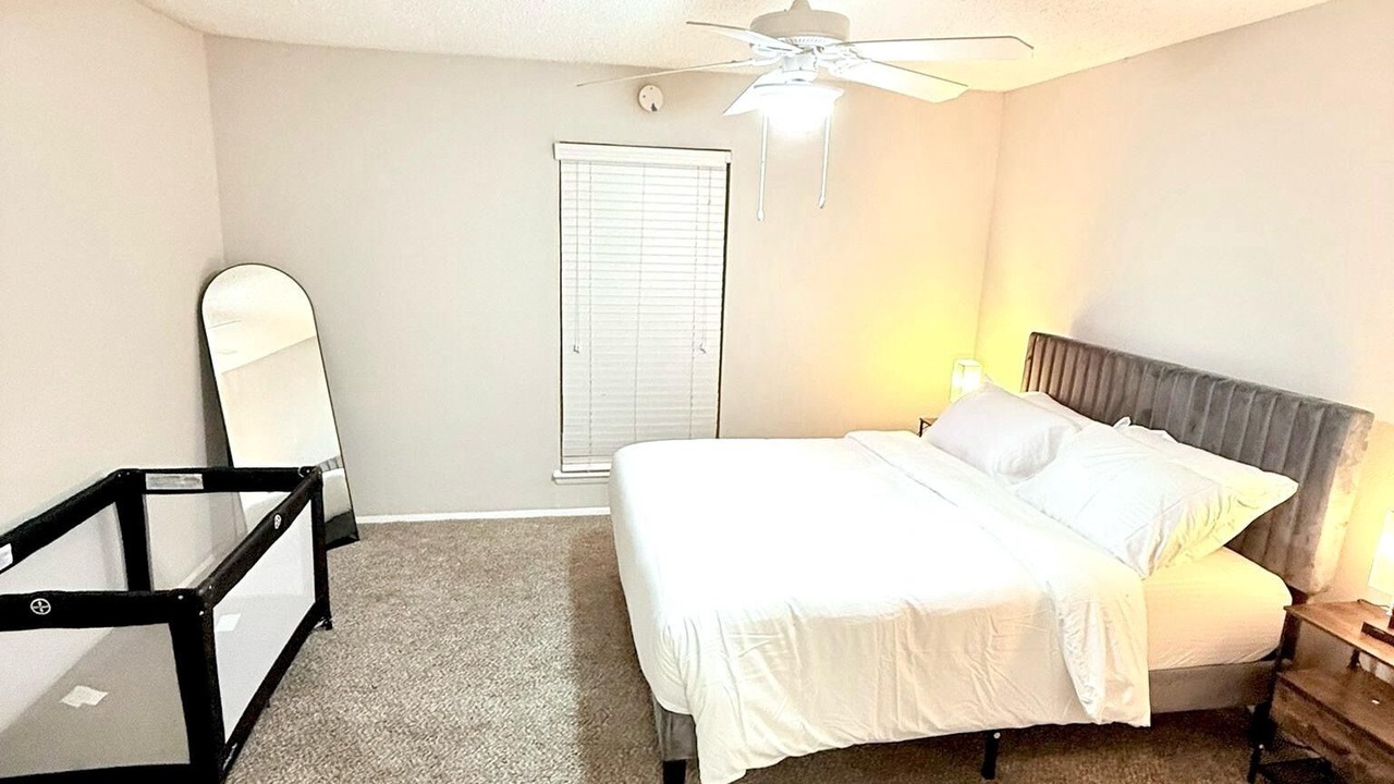Photo of Bedroom in Addison