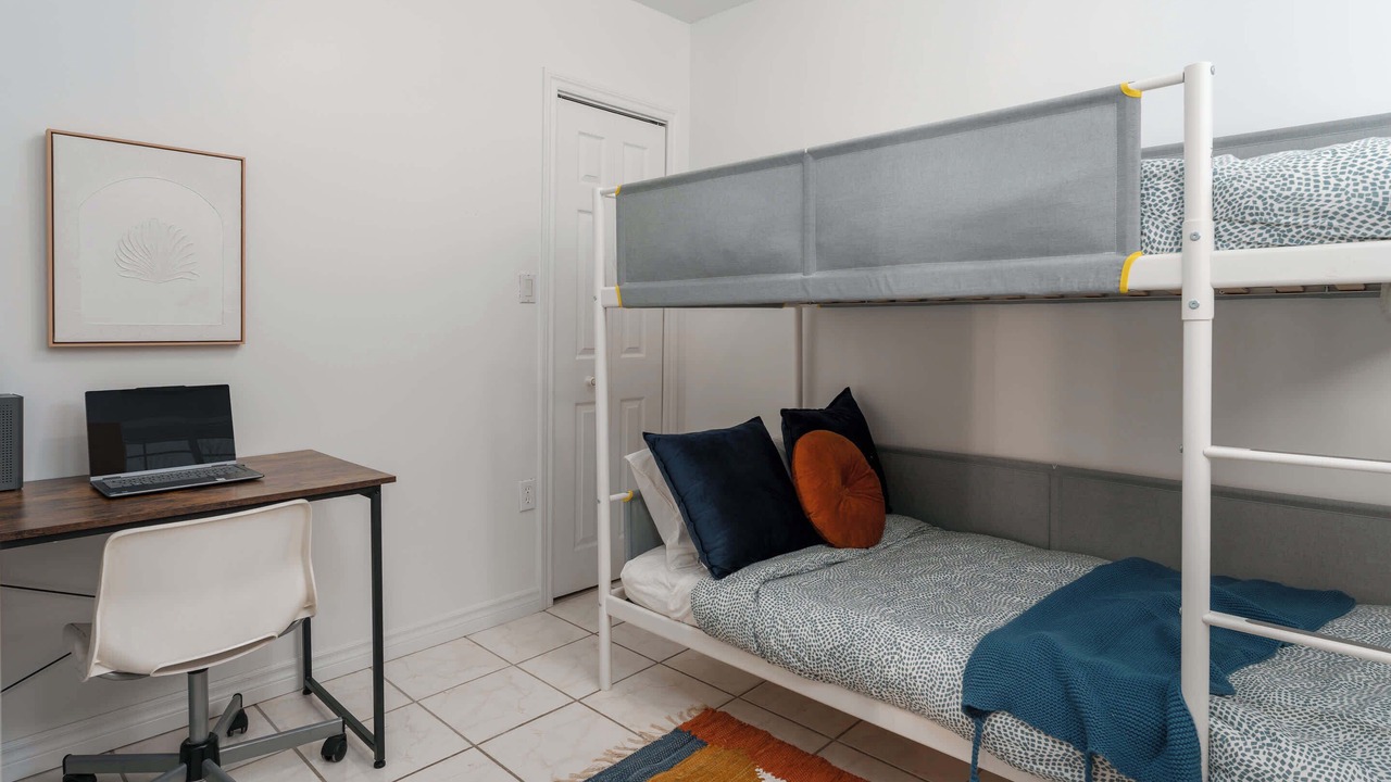 Photo of Bedroom in Dunham