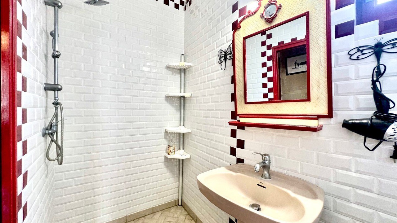 Photo of Bathroom in Sommieres