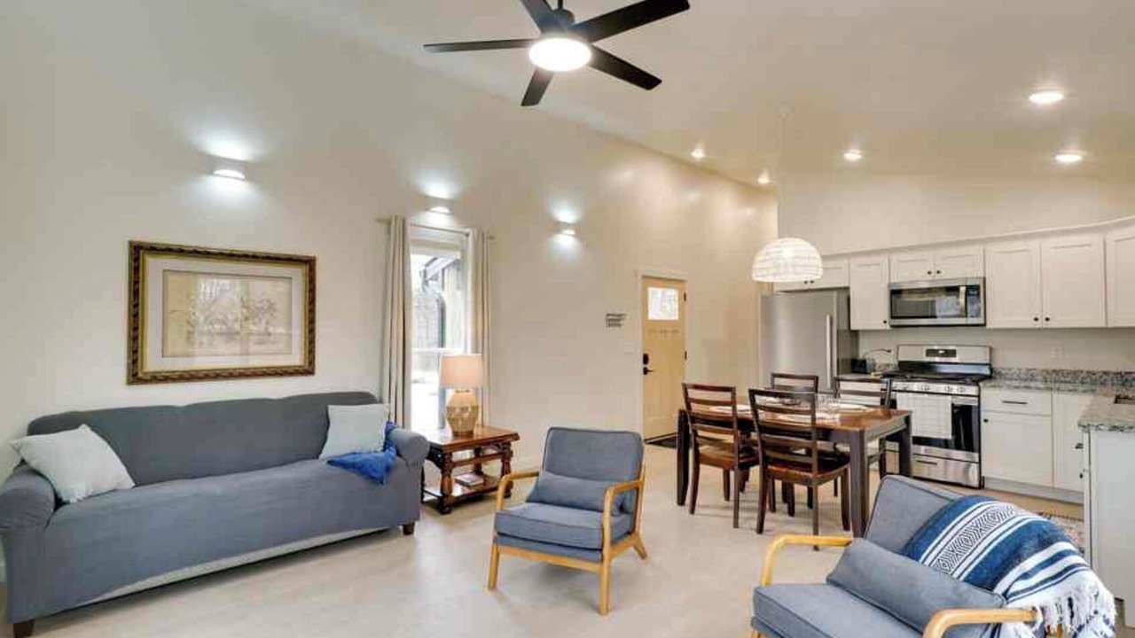 Photo of Livingroom in Crossville