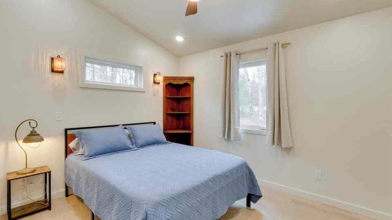 Photo of Bedroom in Crossville
