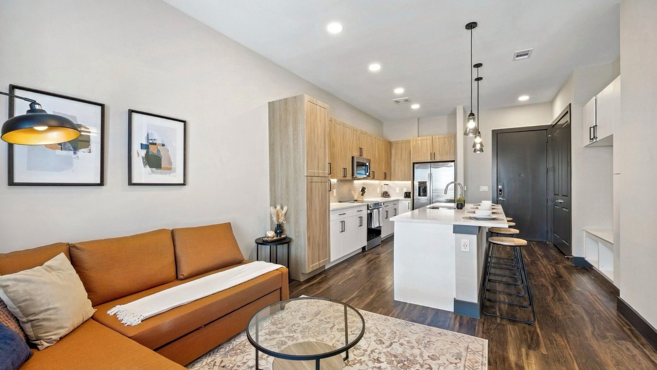 Photo of Livingroom in North Burnet