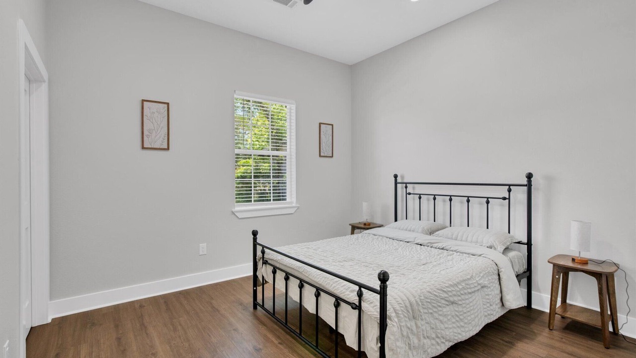 Photo of Bedroom in Cleveland