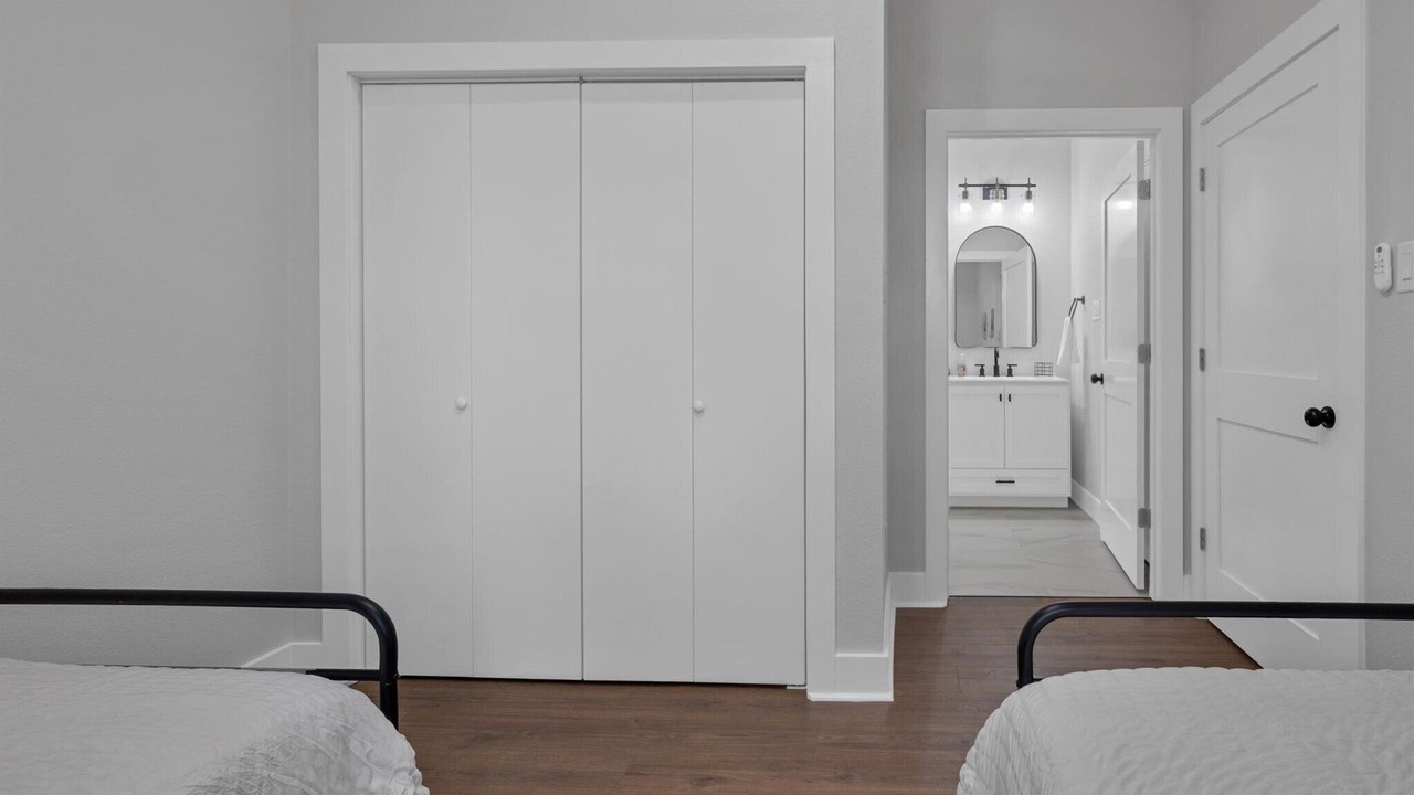 Photo of Bedroom in Cleveland