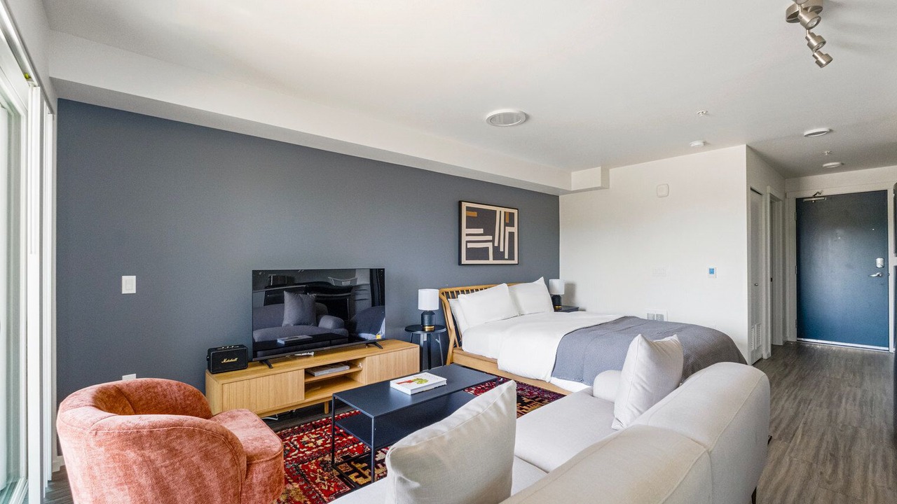 Photo of Bedroom in University District