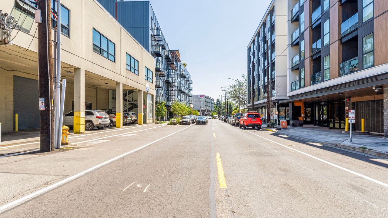 Photo of Others in University District