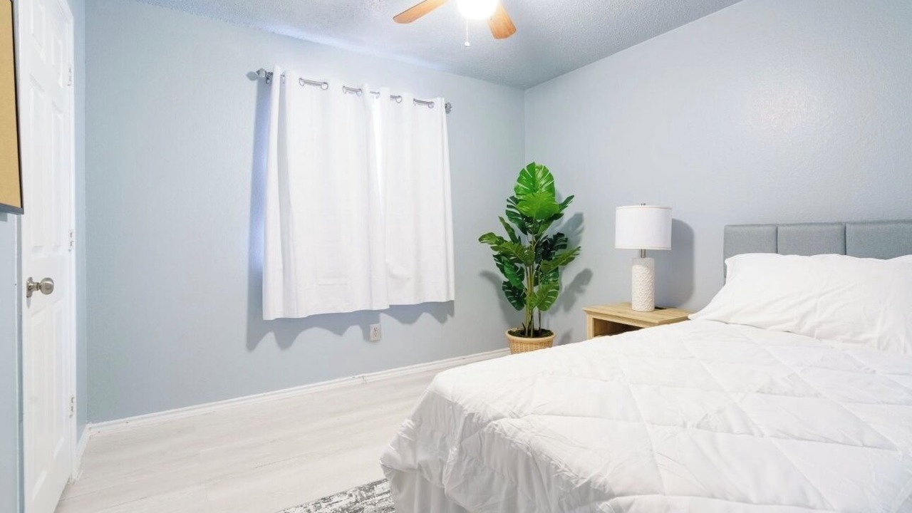 Photo of Bedroom in Elmo