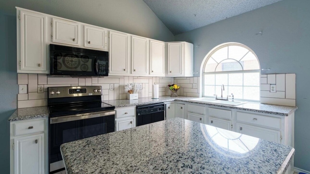 Photo of Kitchen in Elmo