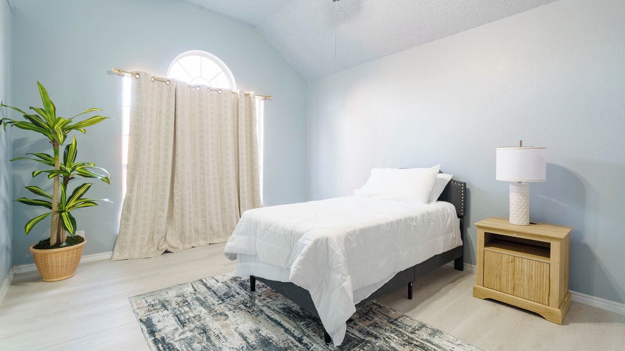 Photo of Bedroom in Elmo