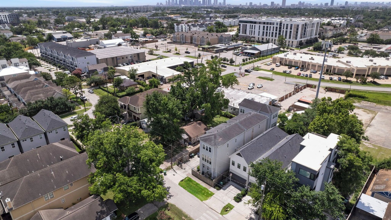 Photo of Outdoor in Shady Acres