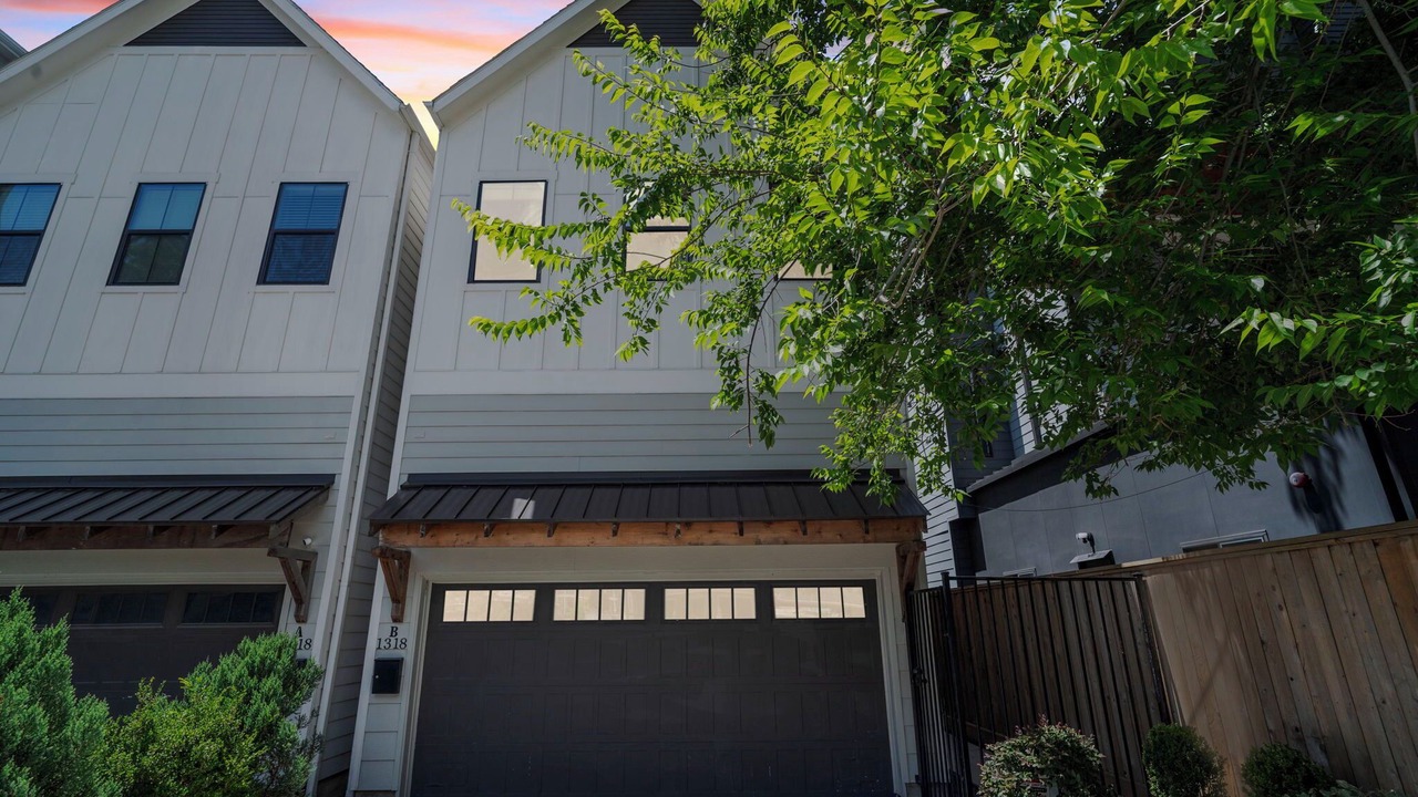 Photo of Outdoor in Shady Acres
