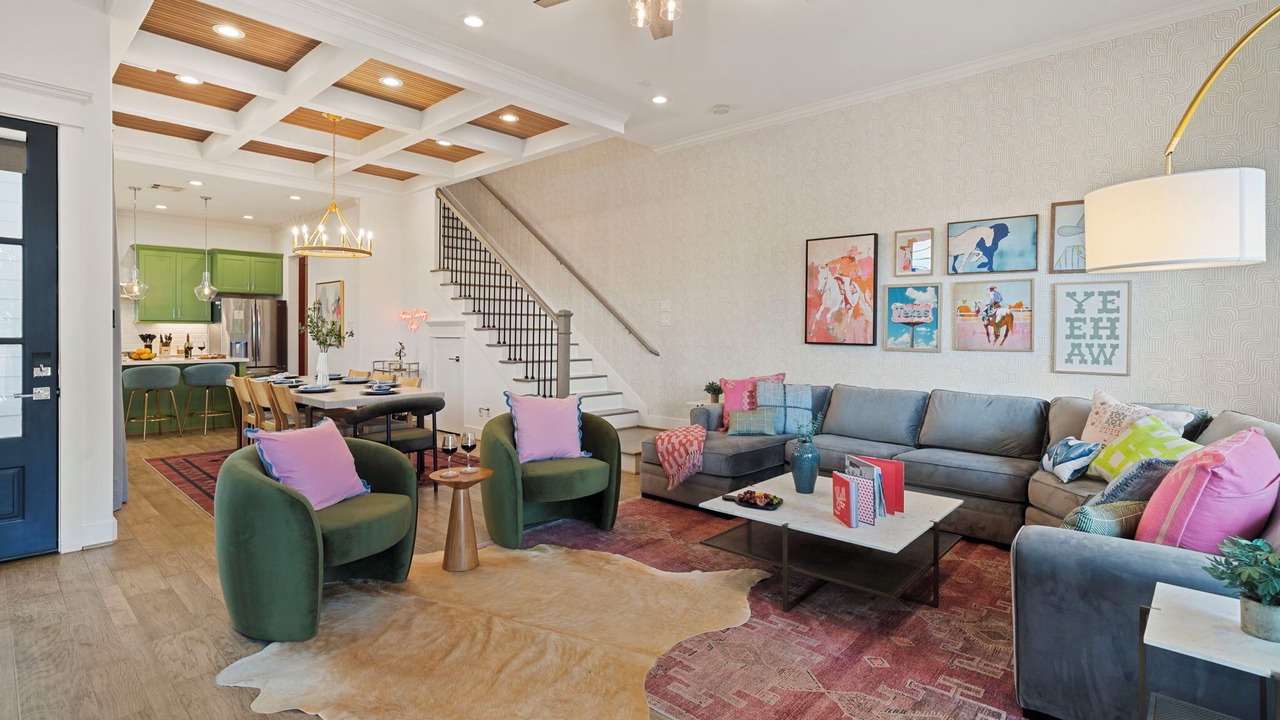 Photo of Livingroom in Shady Acres