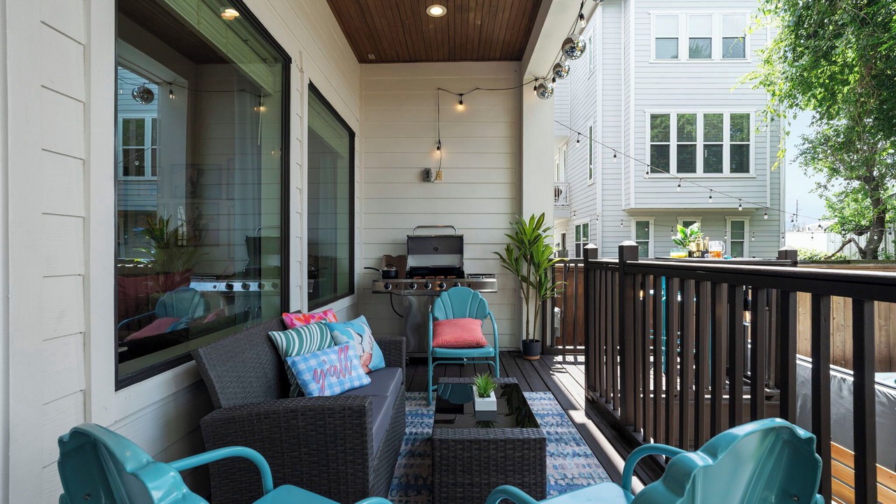 Photo of Patio Balcony in Shady Acres