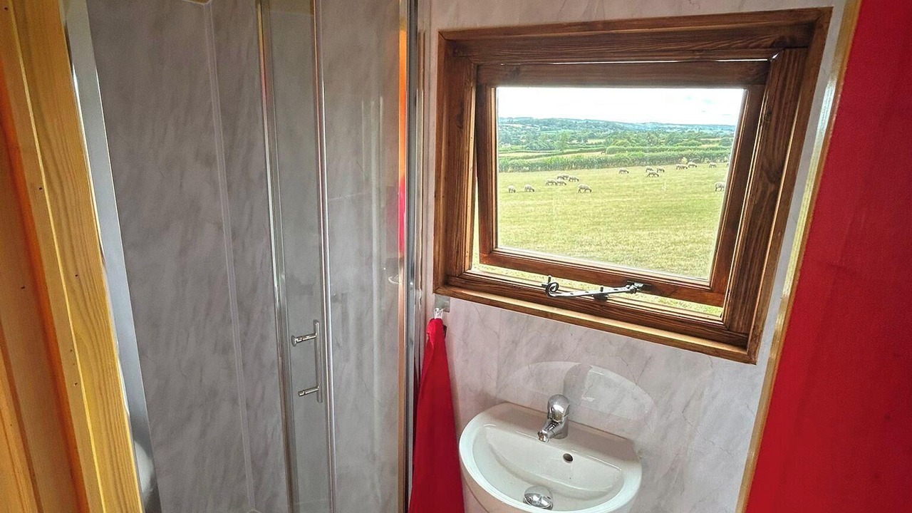 Photo of Others in Paulton