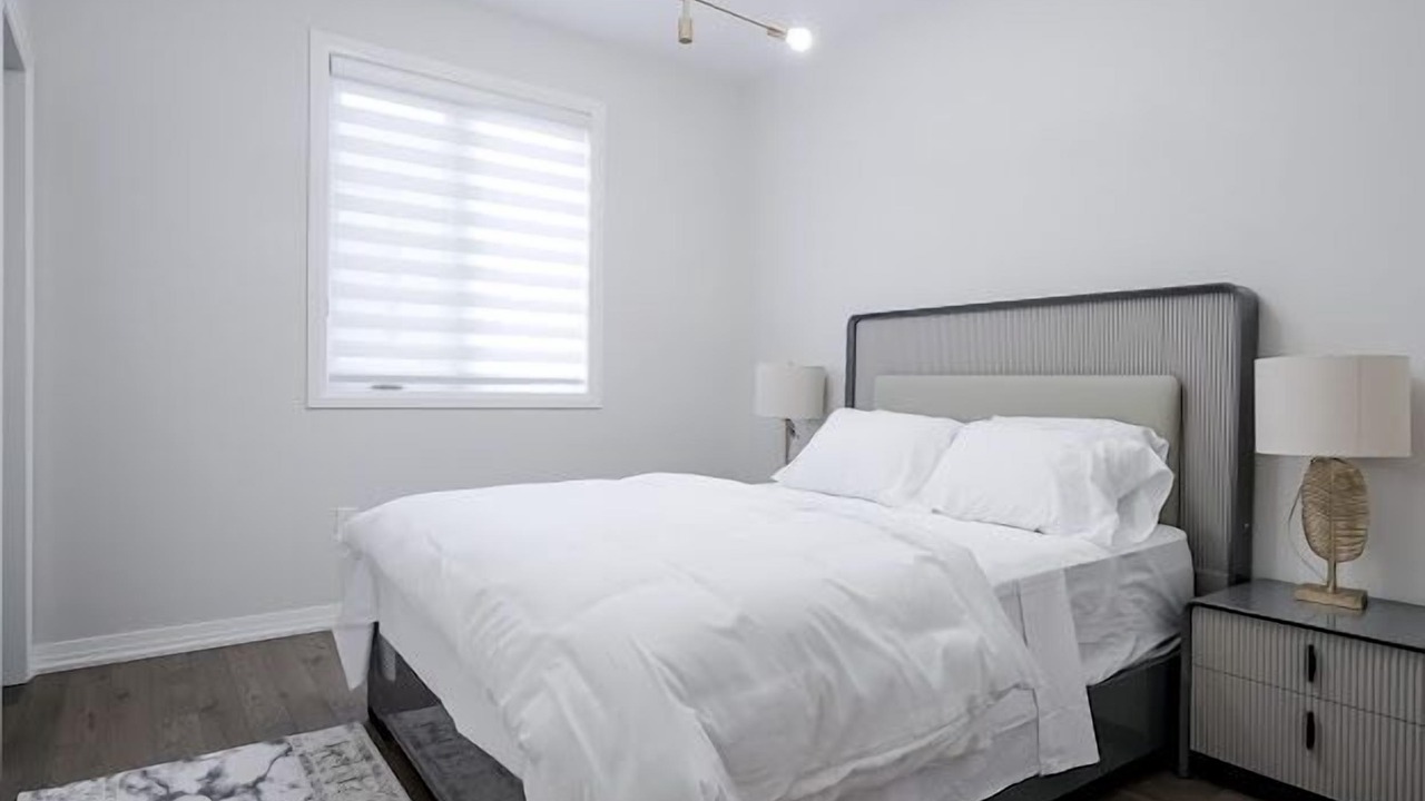 Photo of Bedroom in Bowmanville