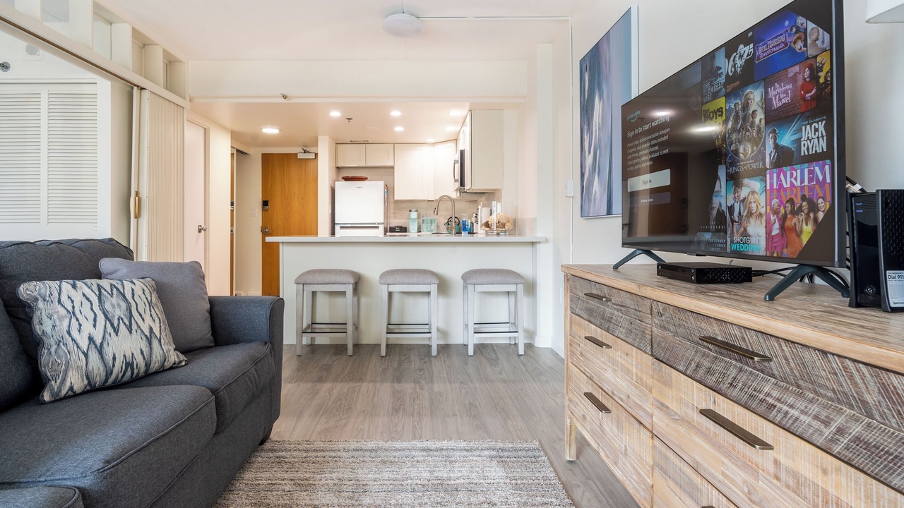 Photo of Livingroom in Waikiki