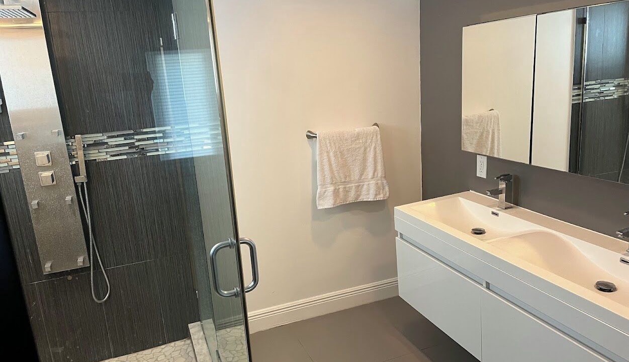 Photo of Bathroom in Anglers Park