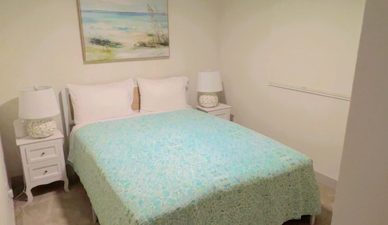 Photo of Bedroom in Gulfport