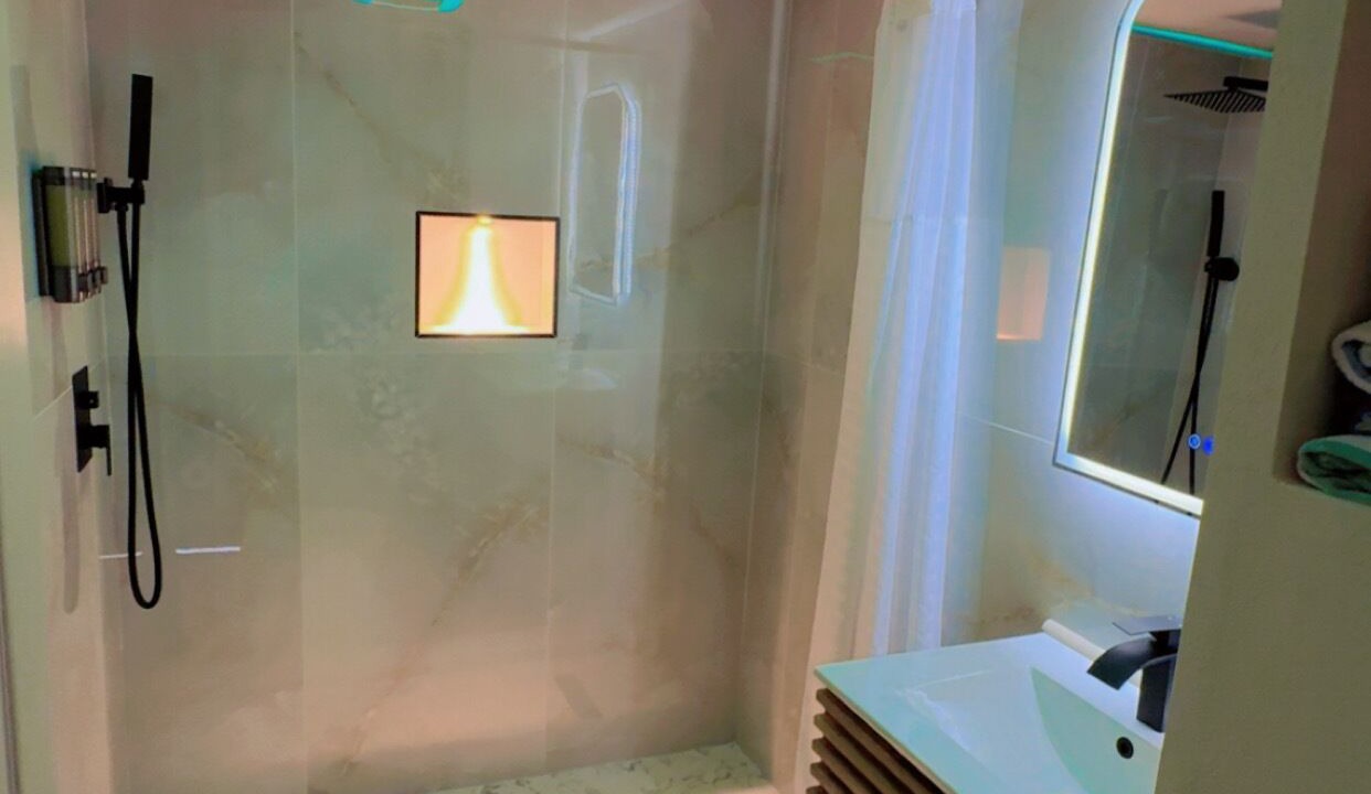 Photo of Bathroom in Gulfport