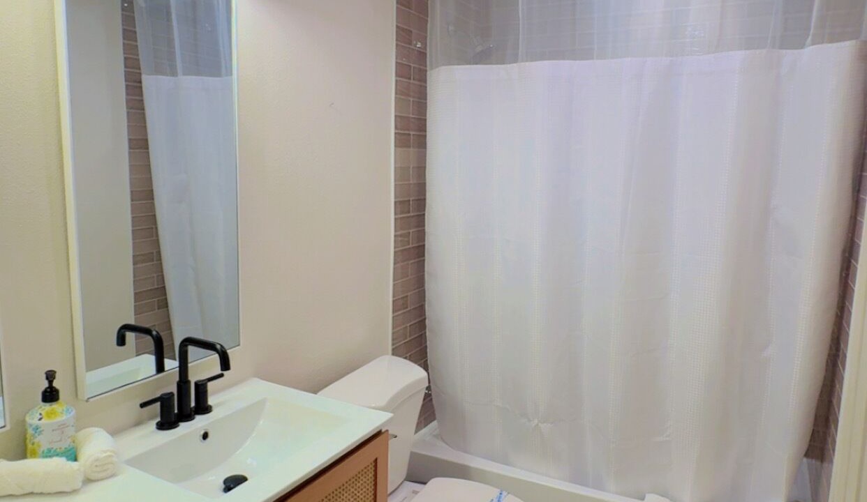 Photo of Bathroom in Gulfport