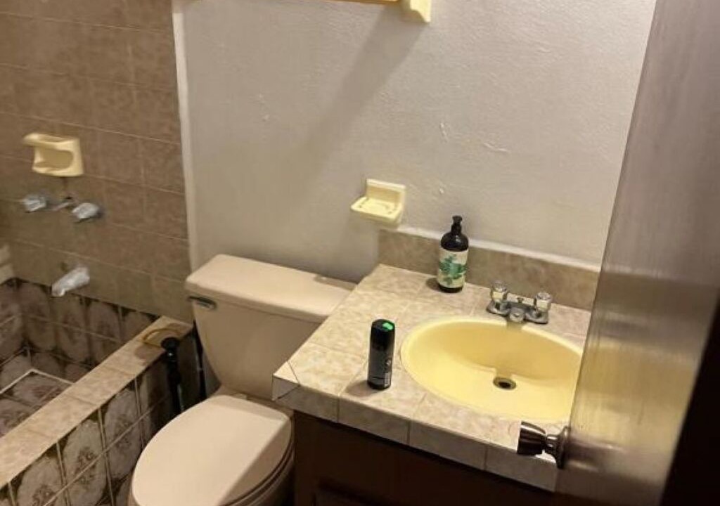 Photo of Bathroom in La Joya