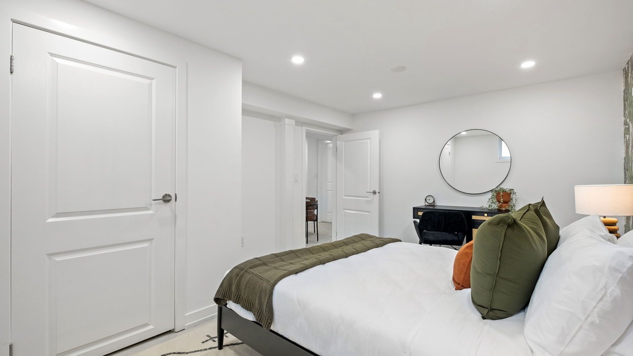 Photo of Bedroom in Newtonbrook