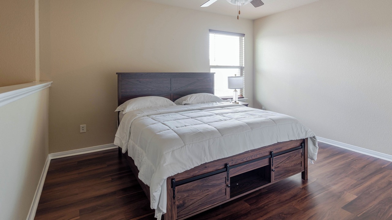Photo of Bedroom in Northeast Houston