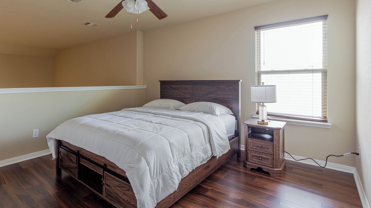 Photo of Bedroom in Northeast Houston