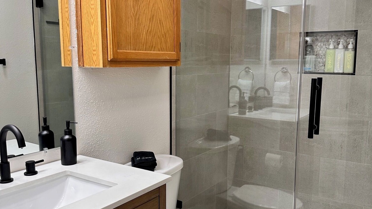 Photo of Bathroom in Lake Jackson