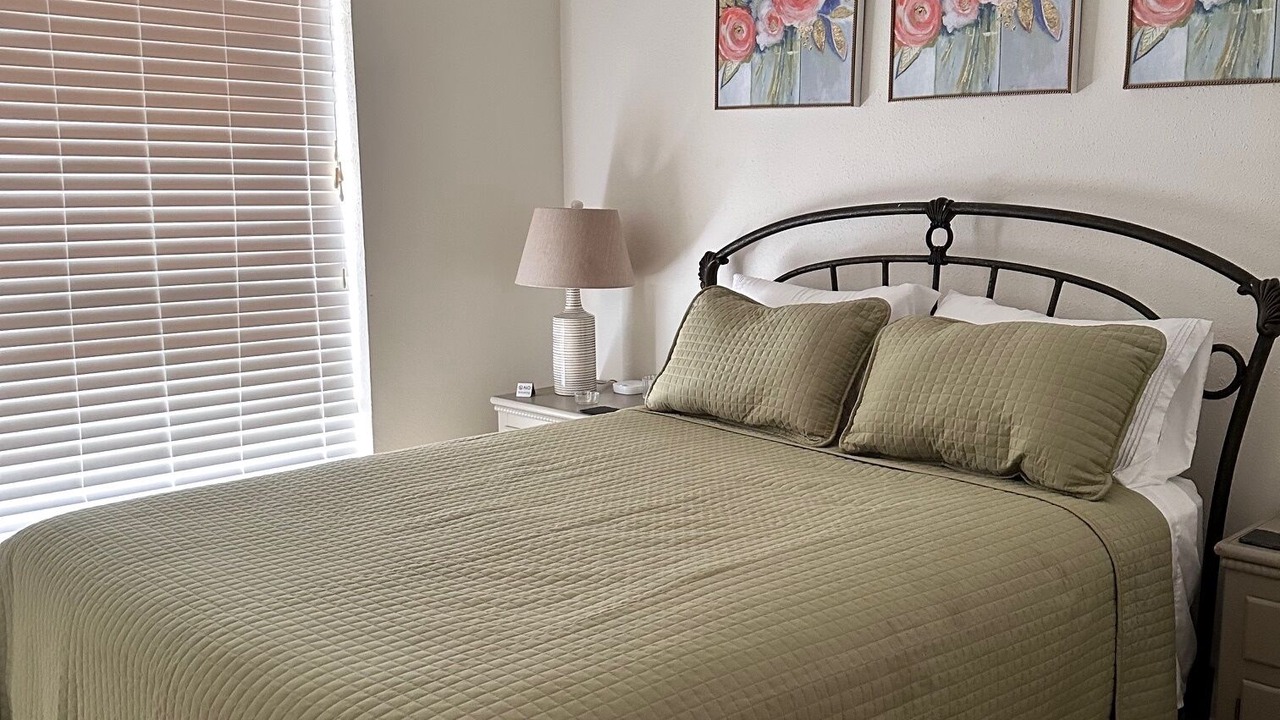 Photo of Bedroom in Lake Jackson